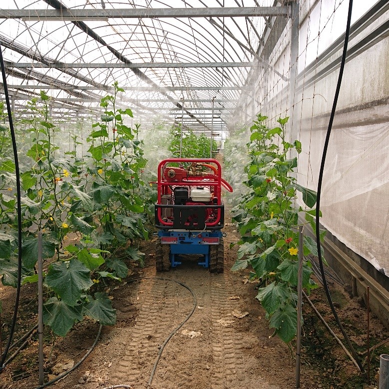 圖二、智慧化噴藥車可雙邊噴藥節省時間